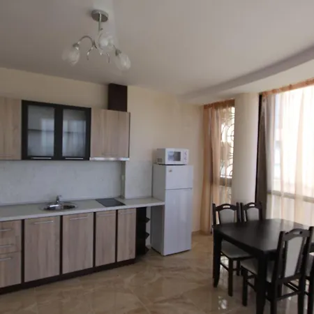 Goldenseaview 2 * Pomorie
