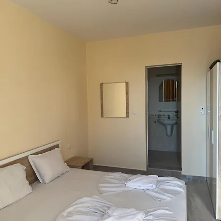 Apartment Goldenseaview 2
