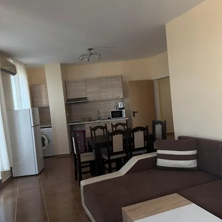 Goldenseaview 2 * Pomorie