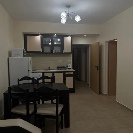 Goldenseaview 2 Apartment *