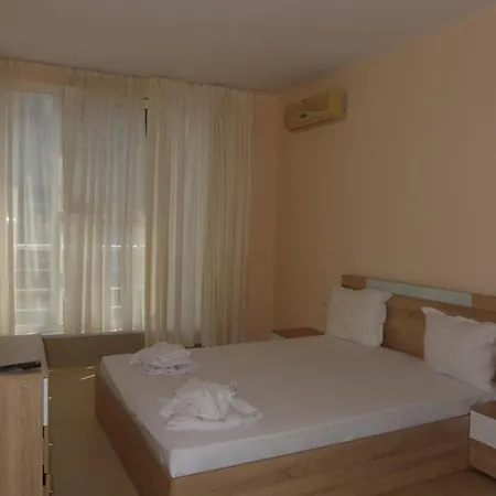 Goldenseaview 2 Apartment