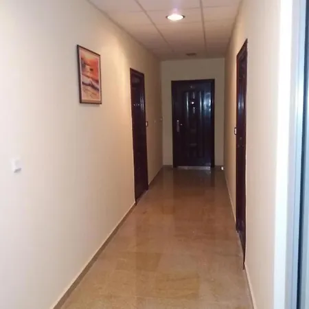 Goldenseaview 2 Апартаменты *